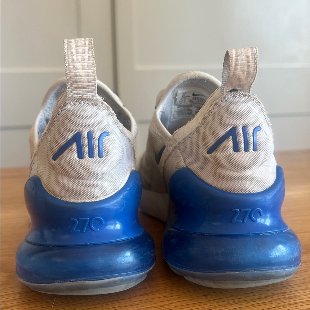 Nike Air Max 270 - Picture 6 of 9
